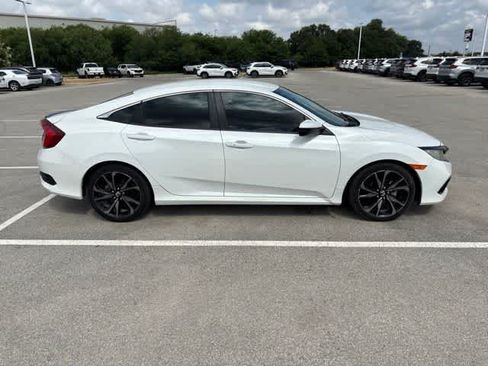 Used 2020 Honda Civic Sport image 6
