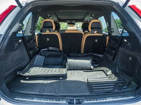 Used 2019 Volvo XC90 T6 Momentum w/ Advanced Package AWD/4WD image 10