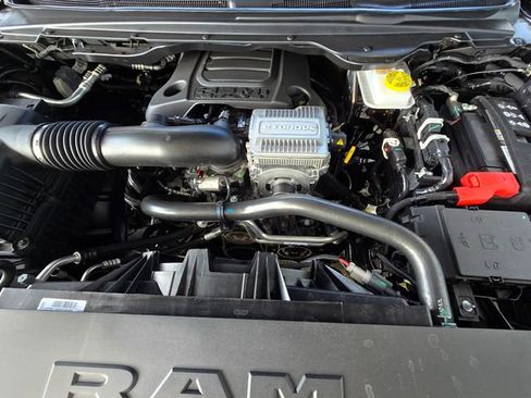 New 2026 RAM 1500 Express AWD/4WD image 23