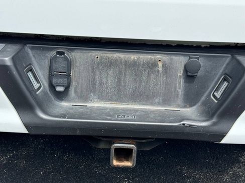 Used 2019 Ford F150 XL w/ Equipment Group 101A Mid RWD image 22