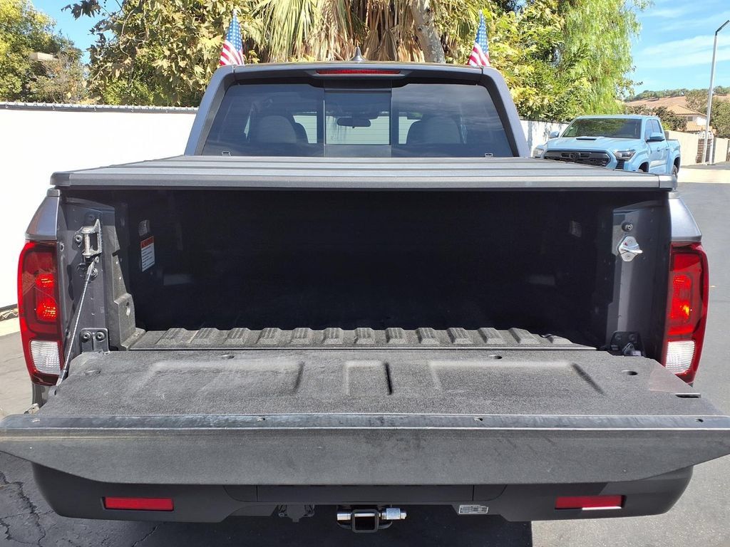 Used 2020 Honda Ridgeline RTL image 8