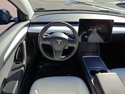 Used 2023 Tesla Model 3 Performance image 13