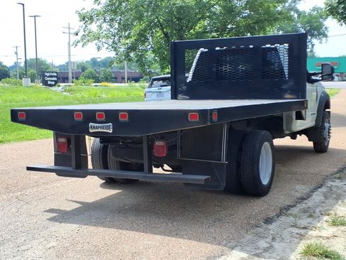 Used 2019 Ford F550 2WD Regular Cab Super Duty image 24