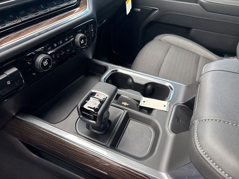 New 2026 Chevrolet Silverado 1500 RST w/ Dark Appearance Package image 22