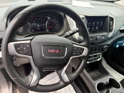 Certified 2024 GMC Terrain SLE AWD/4WD image 16