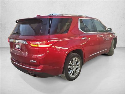 Used 2021 Chevrolet Traverse High Country image 5