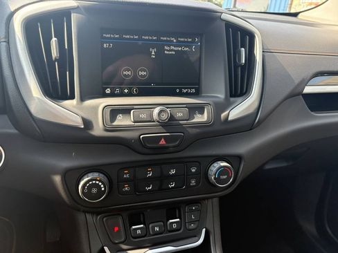 Used 2019 GMC Terrain SLE w/ Black Edition AWD/4WD image 12