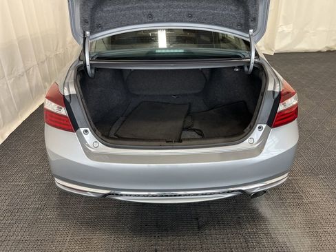 Used 2017 Honda Accord LX image 25