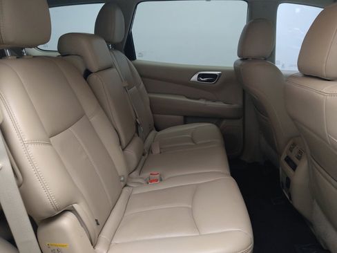 Used 2017 Nissan Pathfinder SL w/ SL Tech Package image 19