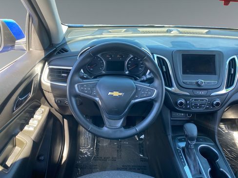 Used 2024 Chevrolet Equinox LT AWD/4WD image 12
