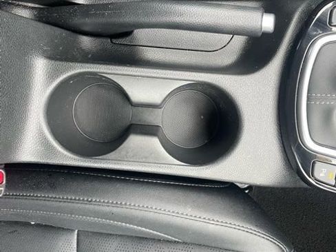 Certified 2025 Kia Seltos EX w/ EX Sunroof Package image 22