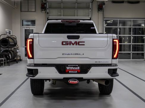 Used 2024 GMC Sierra 3500 Denali w/ Denali Reserve Package image 8