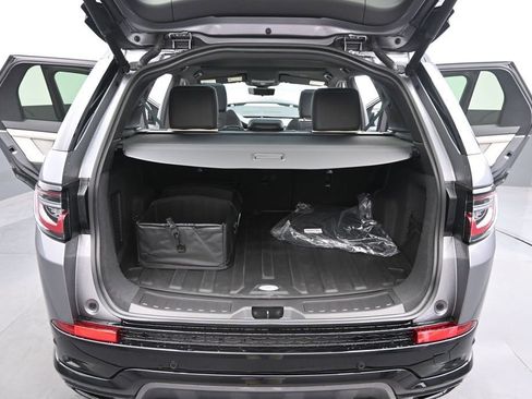New 2026 Land Rover Discovery Sport Landmark AWD/4WD image 15