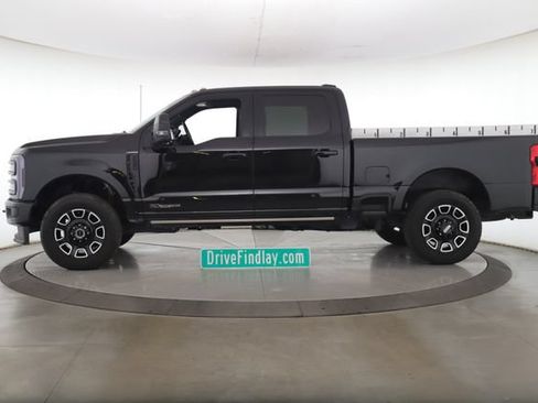 Used 2025 Ford F250 Platinum AWD/4WD image 9