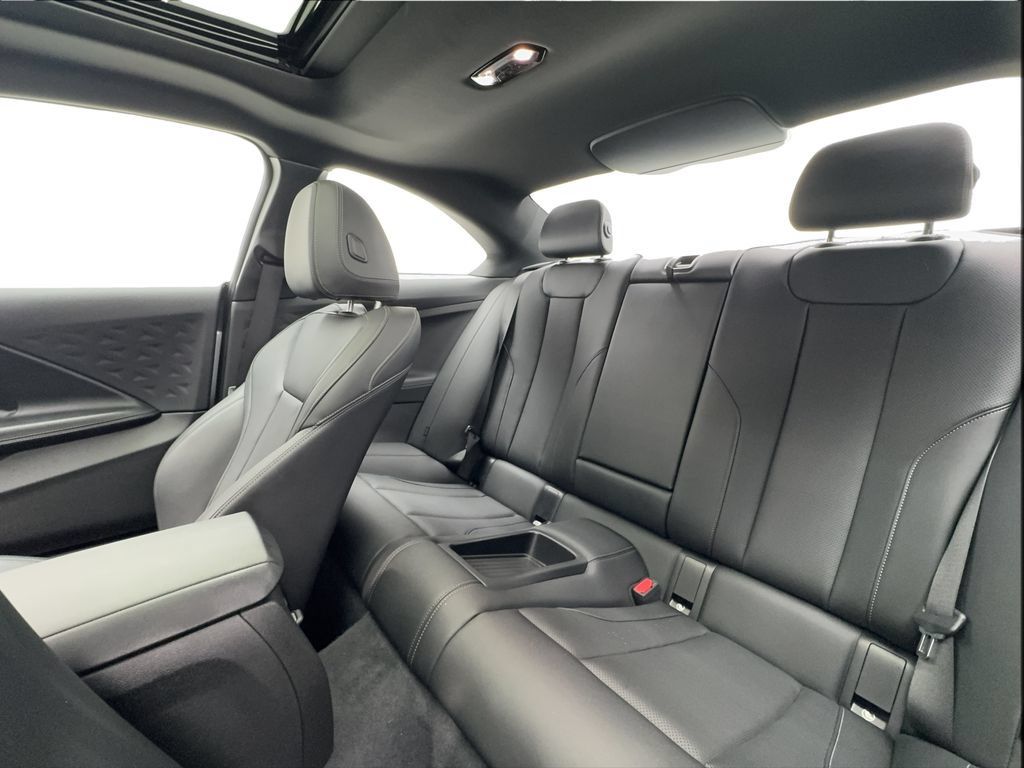 Used 2025 BMW 230i Coupe RWD image 20