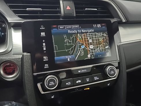 Used 2018 Honda Civic Touring image 24