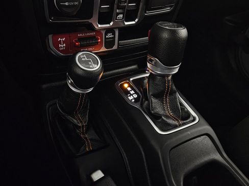 Used 2022 Jeep Gladiator Mojave w/ LED Lighting Group image 13