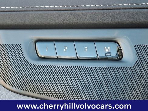 New 2026 Volvo XC90 B6 Ultra w/ Protection Package image 16