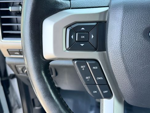 Used 2020 Ford F350 Lariat w/ Chrome Package AWD/4WD image 15