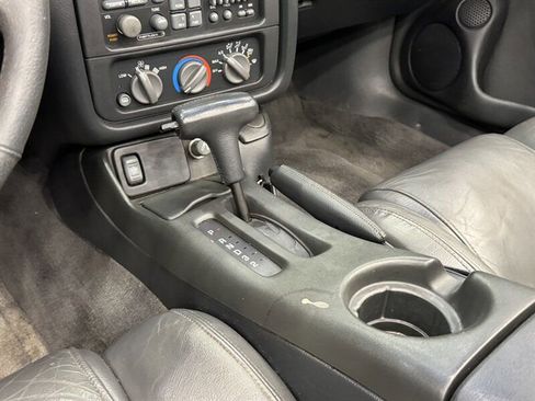 Used 1997 Pontiac Firebird Trans Am image 33