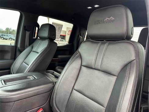 Used 2021 Chevrolet Silverado 1500 High Country w/ Safety Package II image 14