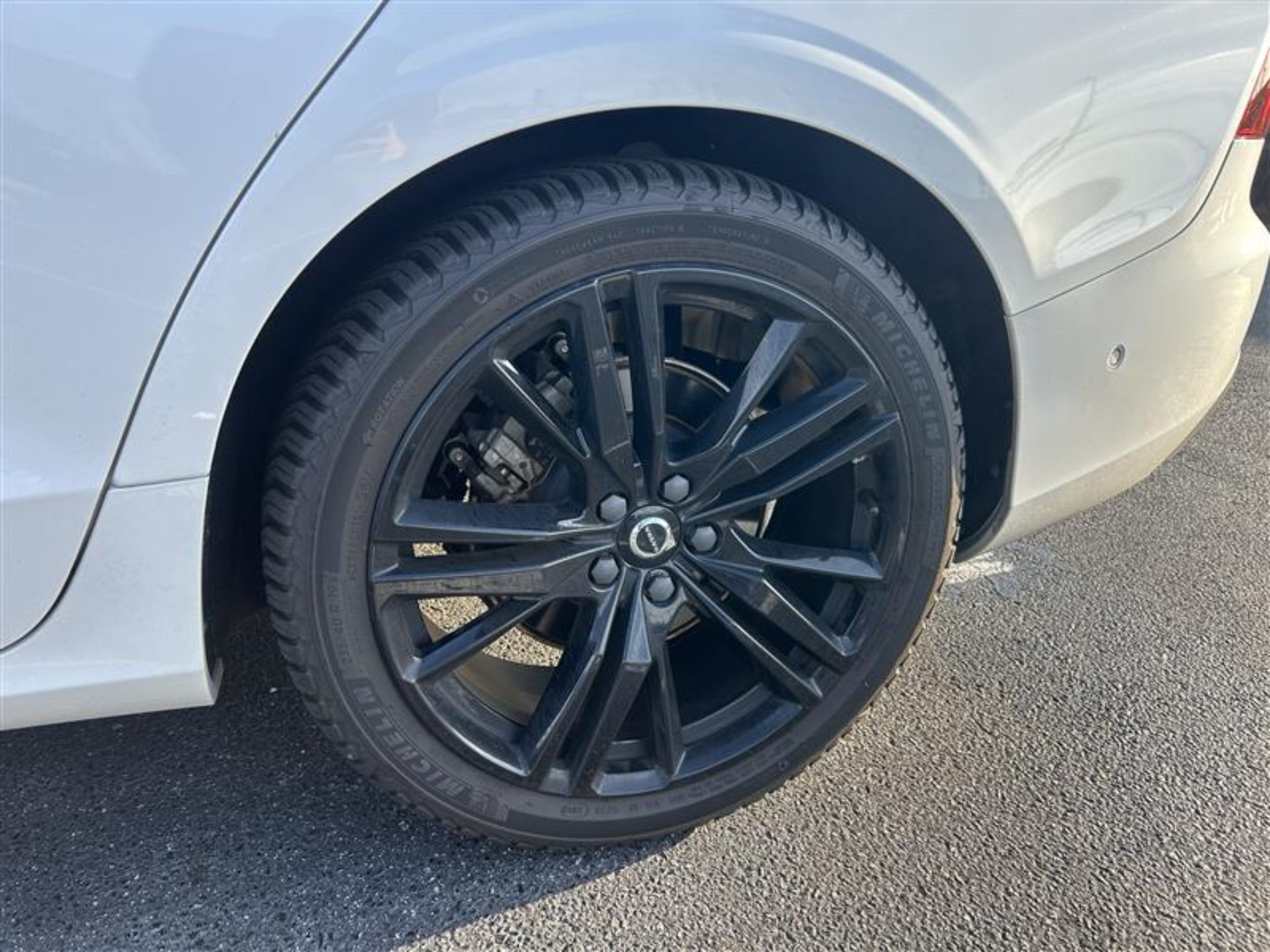 Used 2024 Volvo S60 B5 Plus w/ Protection Package Premier AWD/4WD image 8