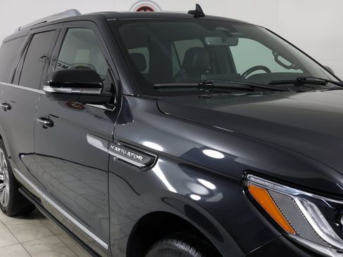 Used 2023 Lincoln Navigator Reserve AWD/4WD image 39