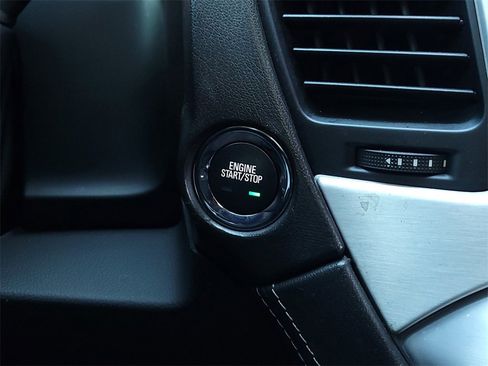 Used 2020 GMC Yukon SLT w/ Open Road Package image 23