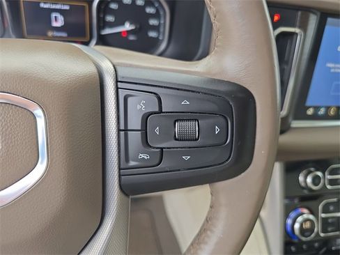 Certified 2021 GMC Yukon Denali w/ LPO, Illumination Package image 27