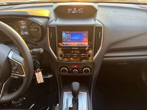 Used 2023 Subaru Crosstrek 2.0i image 17