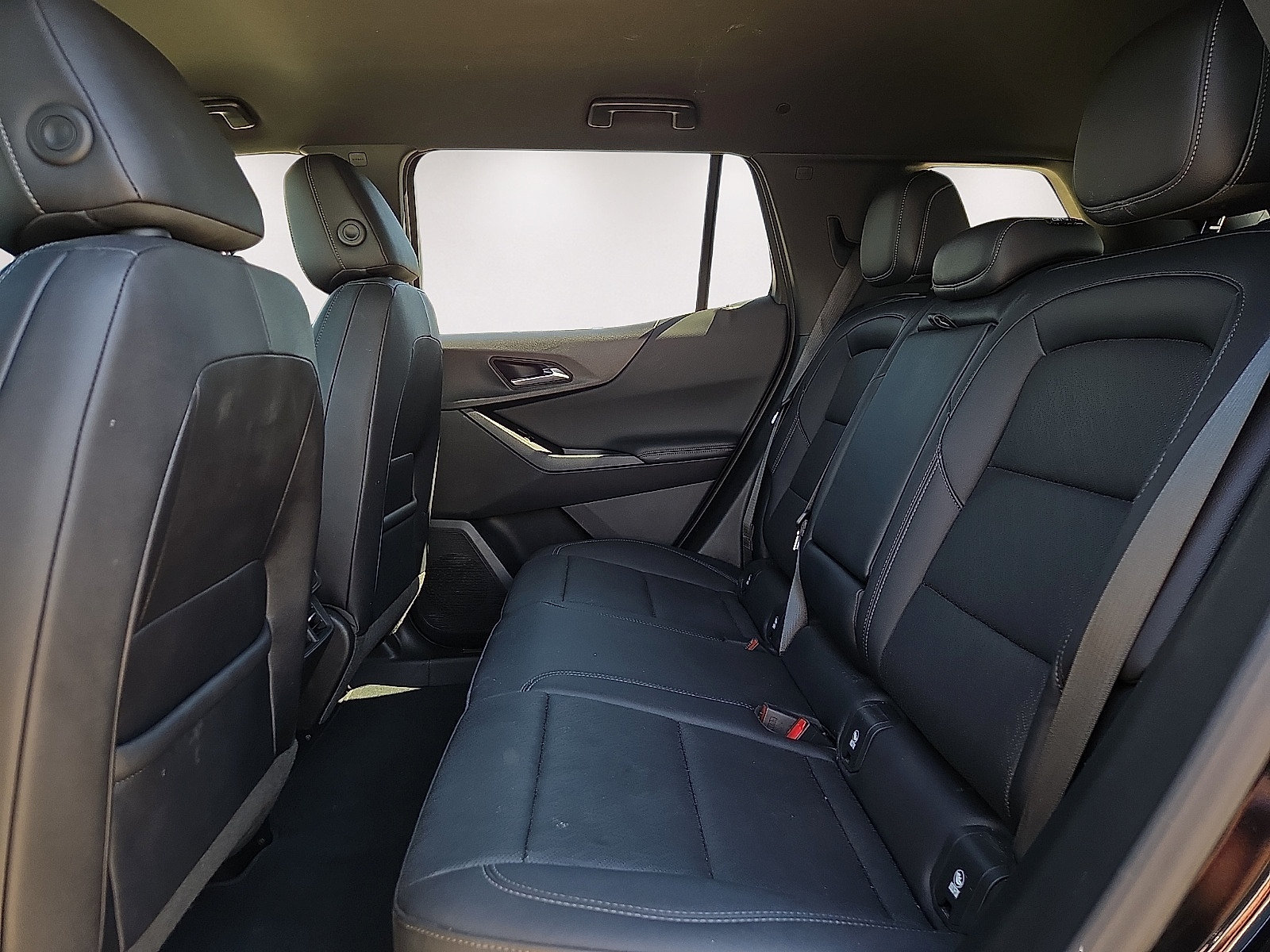 Used 2025 Chevrolet Equinox LT w/ Convenience Package II FWD image 10