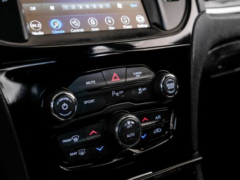 Used 2022 Chrysler 300 S RWD image 24