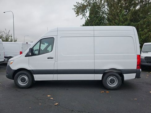 New 2025 Mercedes-Benz Sprinter 2500 image 3