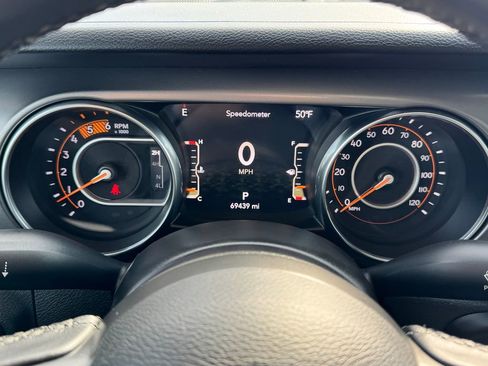 Used 2021 Jeep Gladiator Sport AWD/4WD image 20