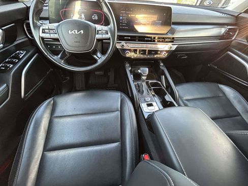 Used 2025 Kia Telluride S FWD image 12
