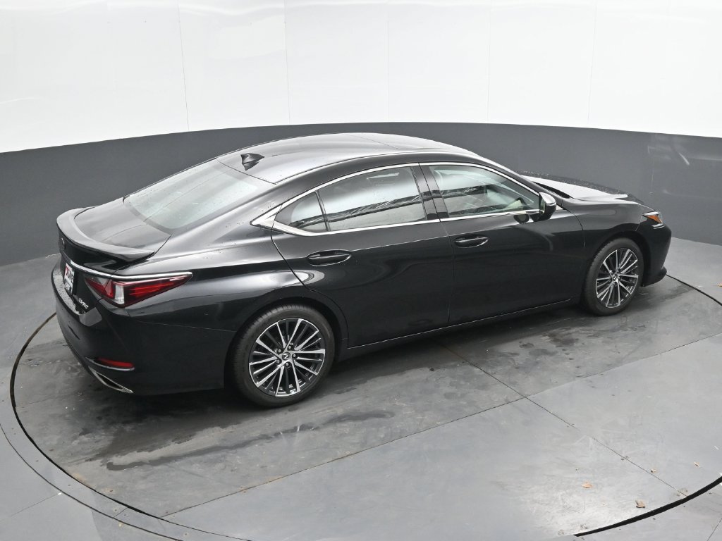 Used 2023 Lexus ES 350 w/ Premium Package FWD image 30