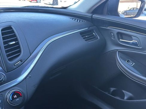 Used 2018 Chevrolet Impala LT image 41