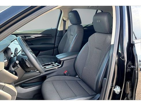 Used 2023 Buick Envision Preferred w/ Sport Touring Package AWD/4WD image 20