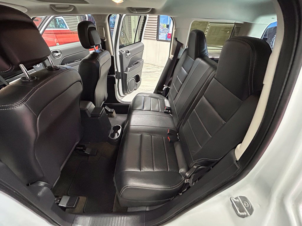 Used 2017 Jeep Patriot High Altitude AWD/4WD image 50
