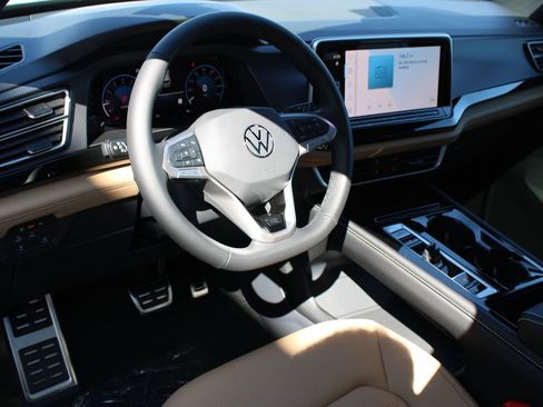 New 2026 Volkswagen Atlas Cross Sport SEL R-Line AWD/4WD image 8