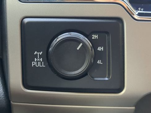 Certified 2022 Ford F350 Lariat w/ Lariat Value Package image 55