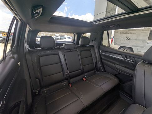 New 2026 GMC Terrain Elevation image 14