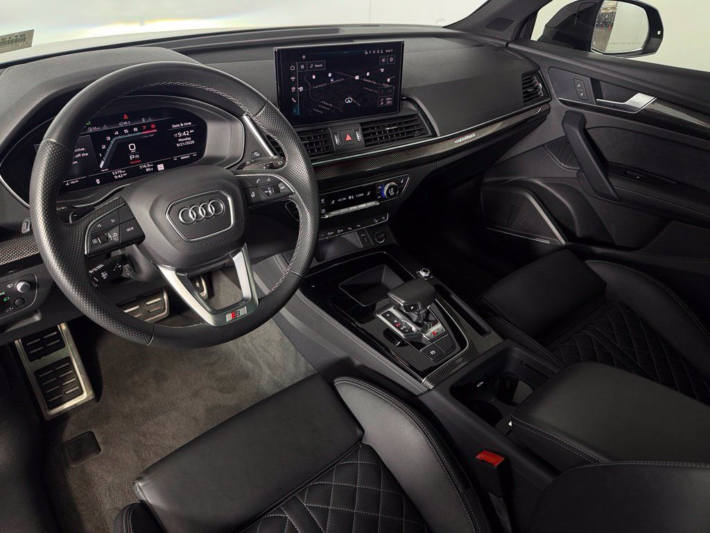 Used 2024 Audi SQ5 Prestige w/ Prestige Package AWD/4WD image 13