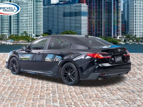 Used 2025 Toyota Camry SE w/ Multimedia Upgrade Package FWD image 5