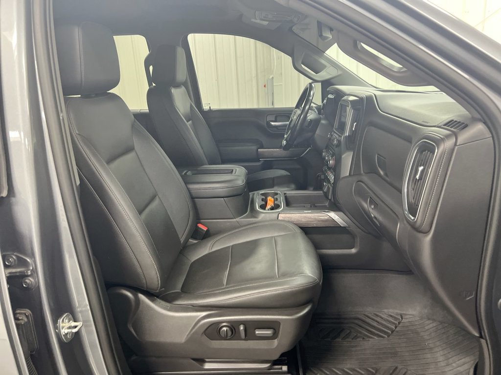 Used 2022 Chevrolet Silverado 1500 LTZ AWD/4WD image 21