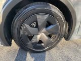 Used 2023 Toyota Prius LE image 3