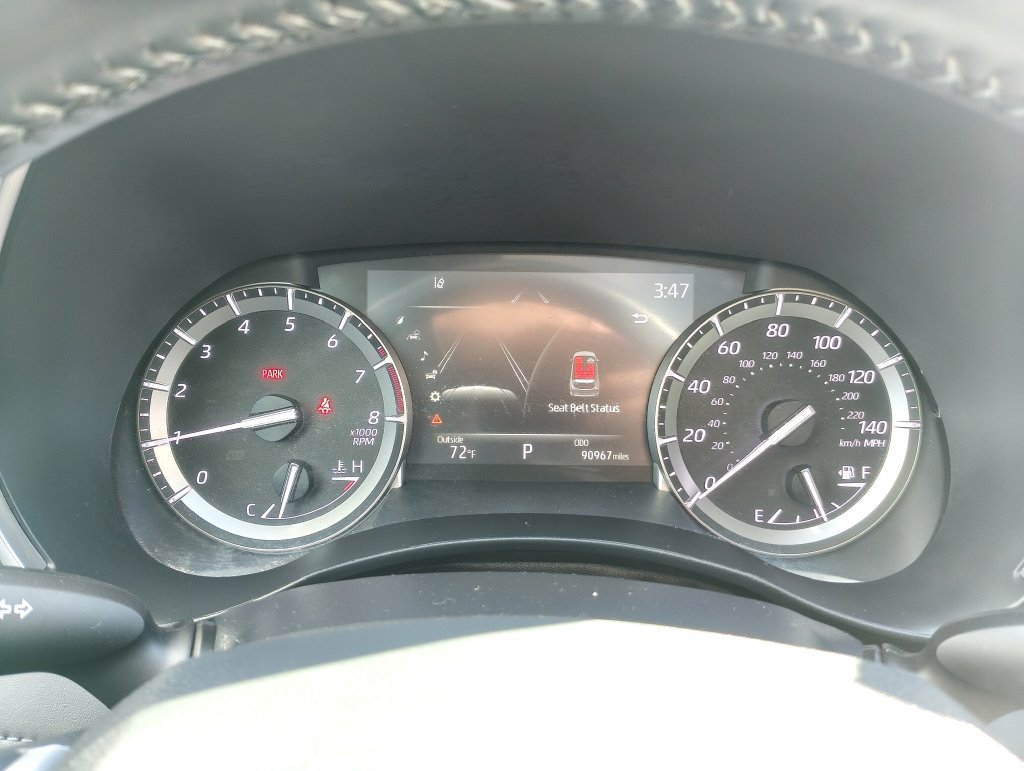 Used 2022 Toyota Highlander XLE AWD/4WD image 28