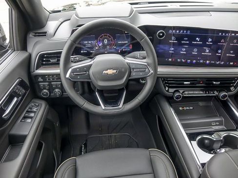 New 2026 Chevrolet Suburban Premier AWD/4WD image 22