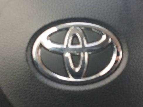 Used 2024 Toyota Corolla LE FWD image 5