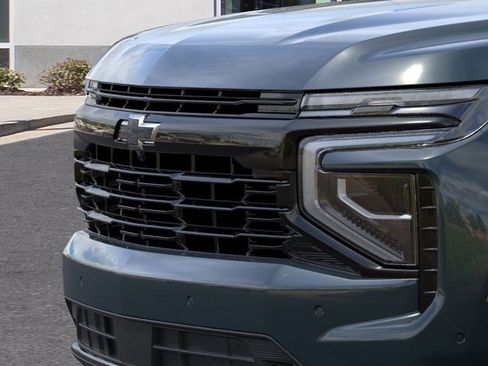New 2026 Chevrolet Suburban RST image 15